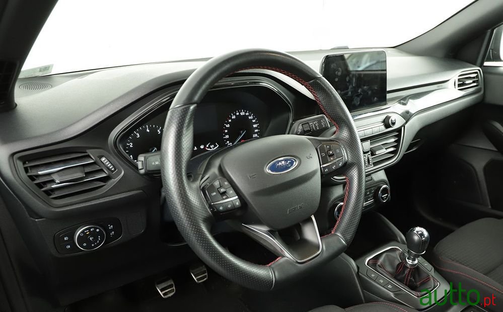 2021' Ford Focus photo #6