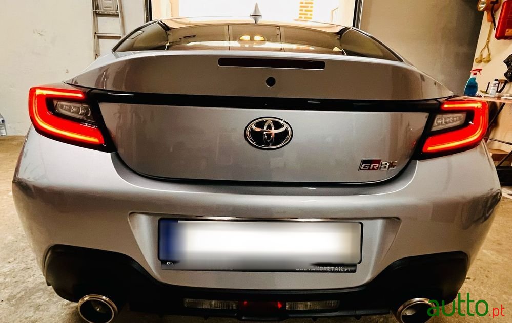 2023' Toyota GR86 2.4 D-4S photo #3