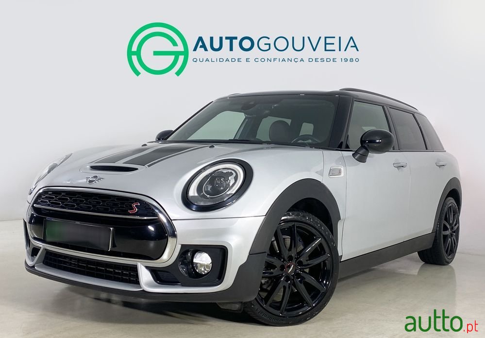 2018' MINI Clubman Cooper Sd photo #1