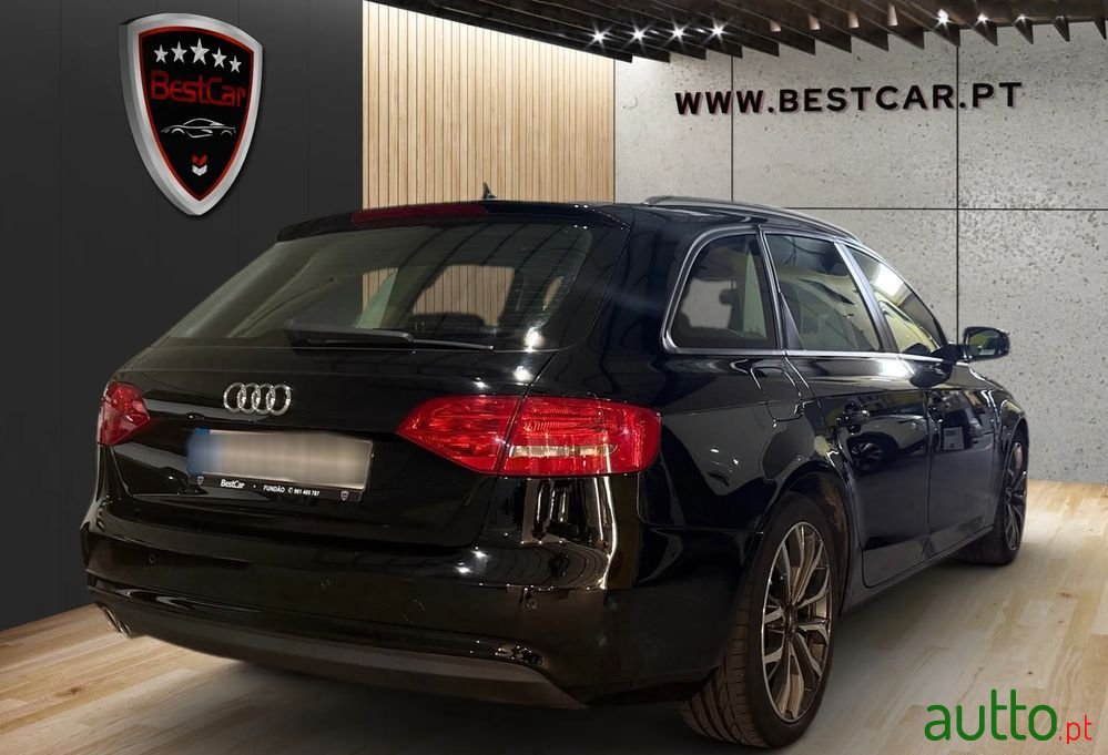 2015' Audi A4 Avant photo #3