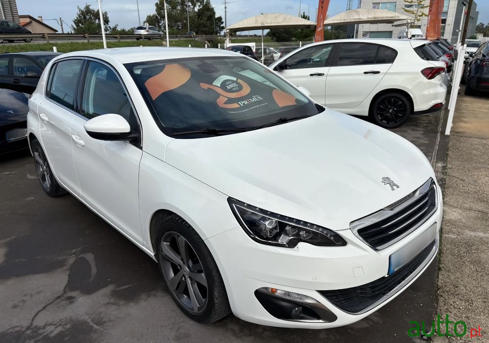 2017' Peugeot 308 photo #2