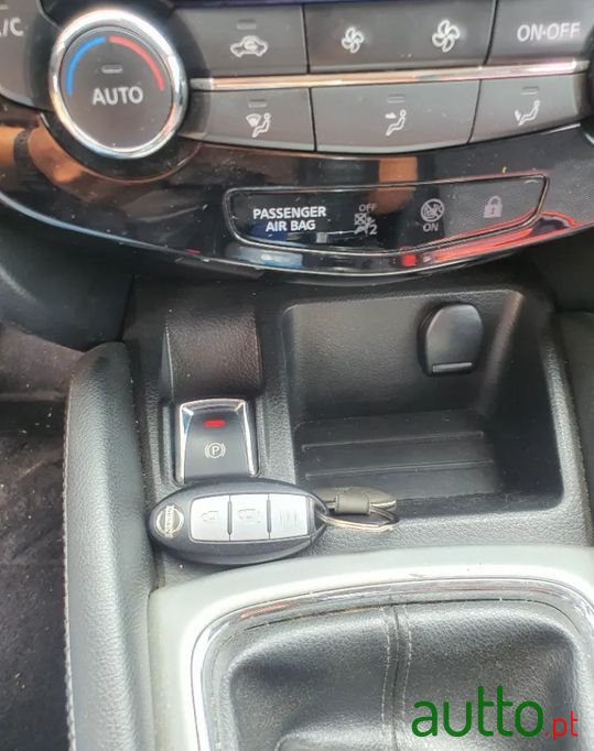 2014' Nissan Qashqai photo #6