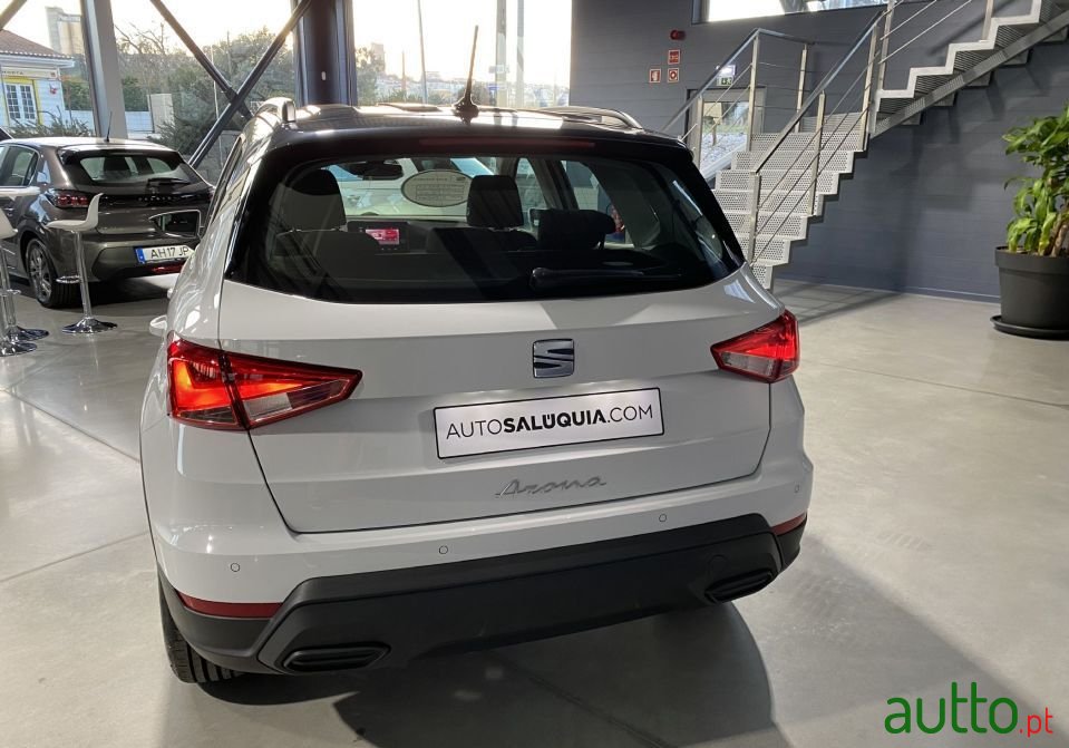 2023' SEAT Arona photo #6
