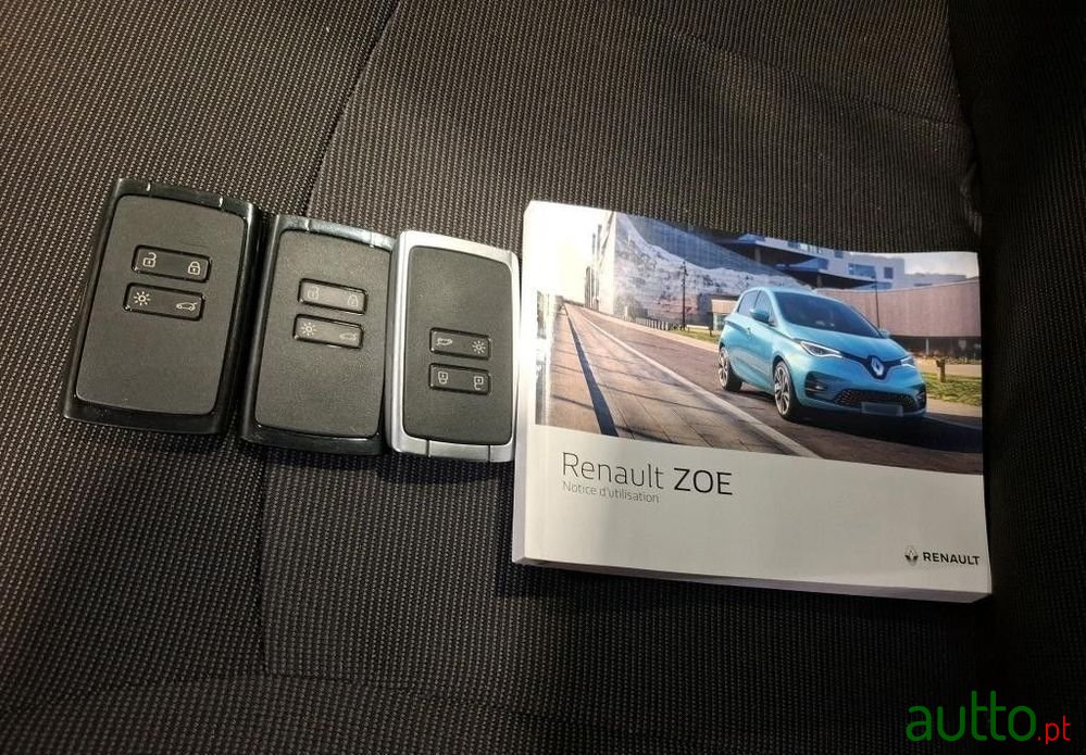 2021' Renault Zoe photo #6