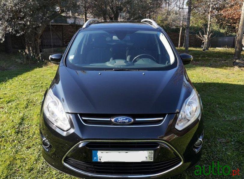 2013' Ford C-MAX photo #1