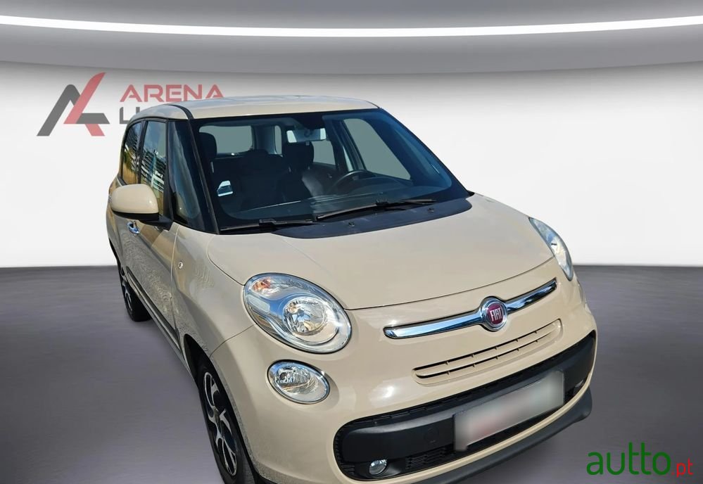 2016' Fiat 500L photo #3