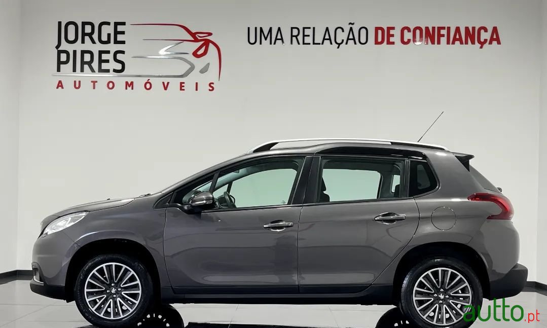 2016' Peugeot 2008 Active photo #3