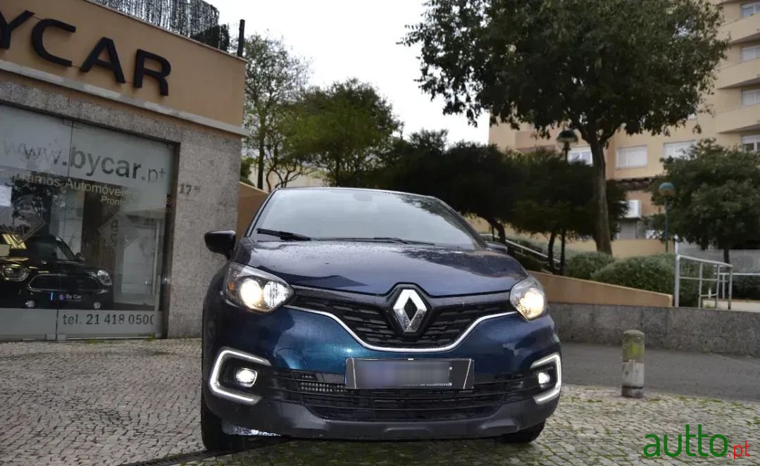 2018' Renault Captur photo #1
