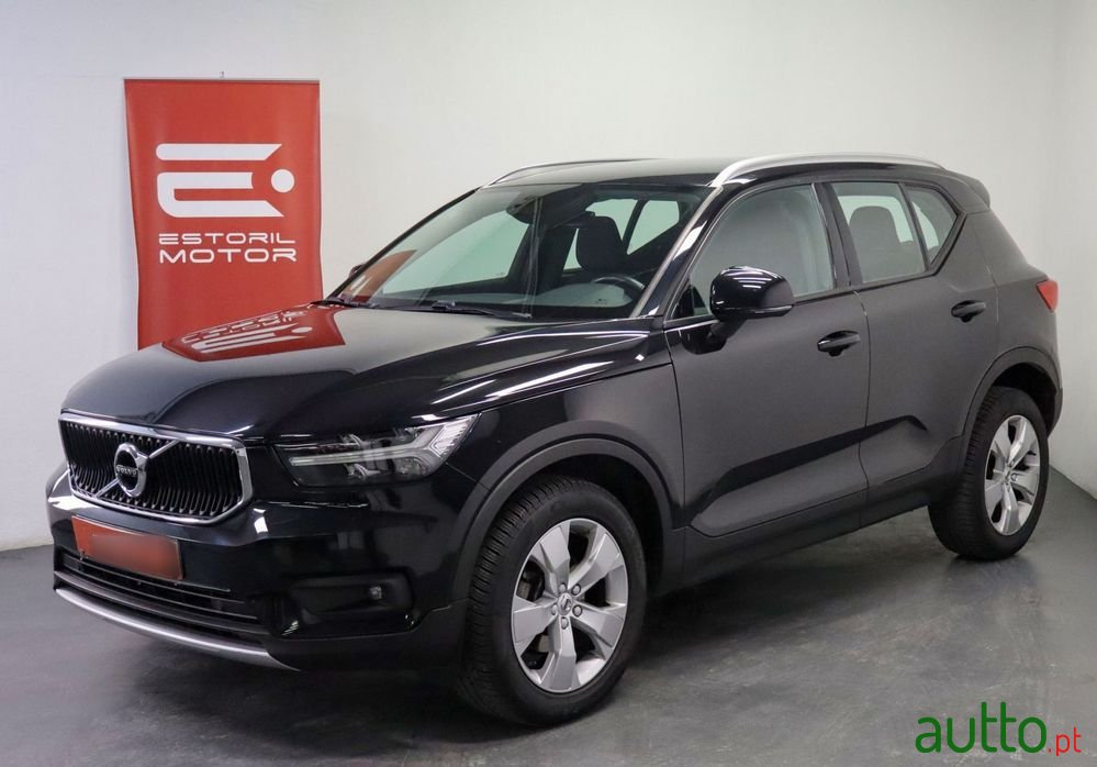 2021' Volvo Xc 40 photo #1