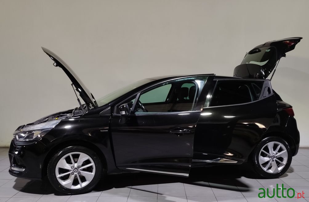 2017' Renault Clio photo #3