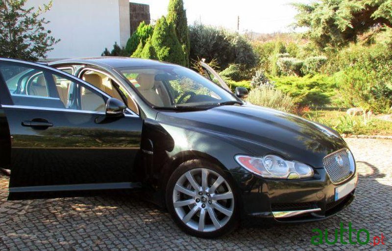 2010' Jaguar XF 3.0D V6 S Luxury photo #1