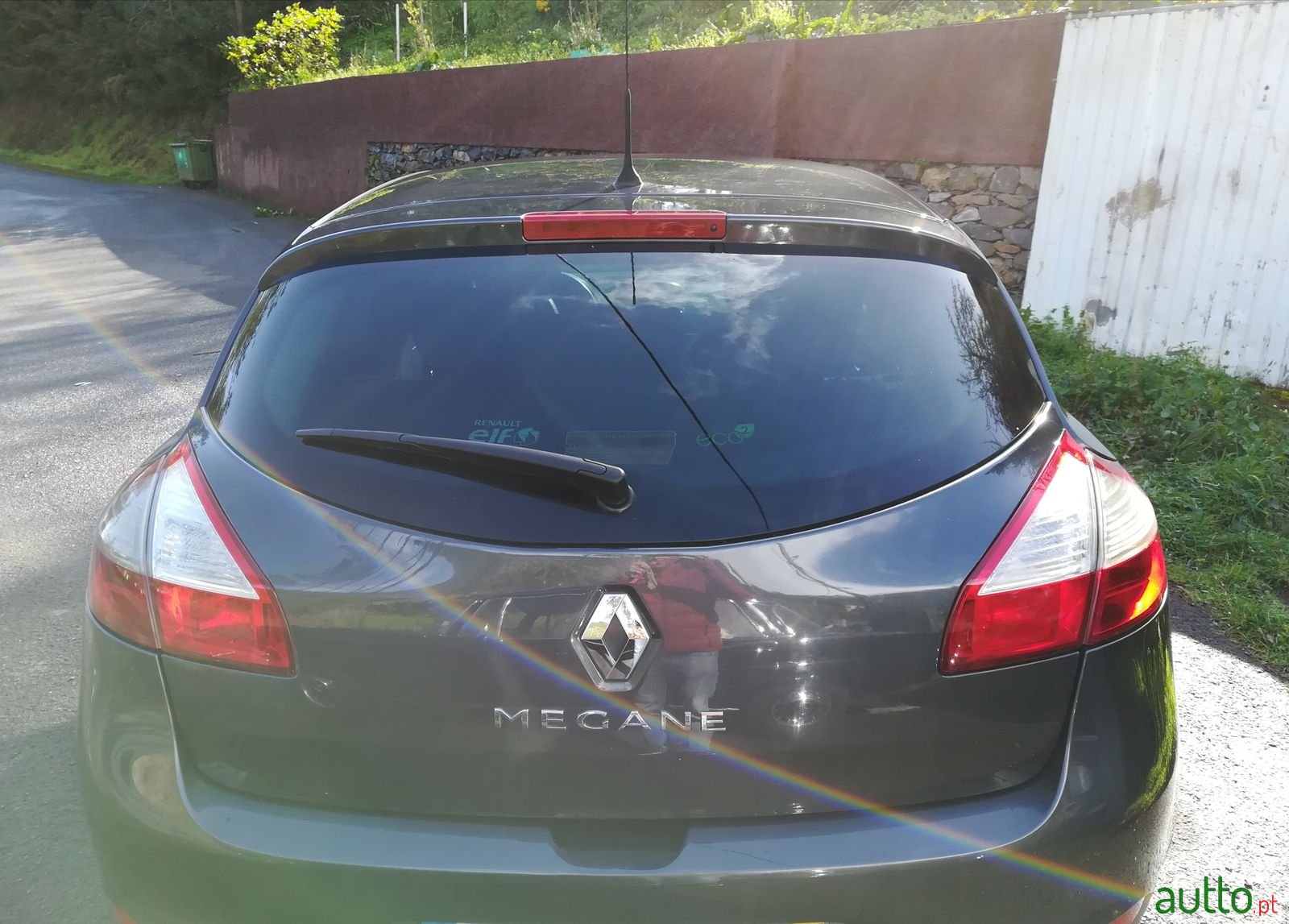 2008' Renault Megane photo #1