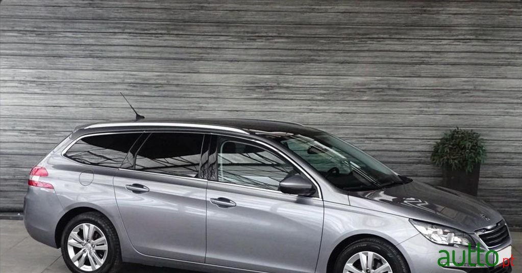 2015' Peugeot 308 Sw photo #2