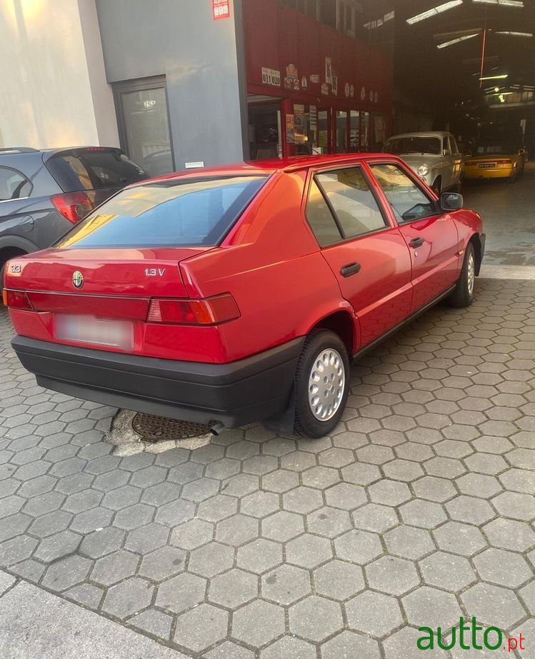 1992' Alfa Romeo 33 photo #2