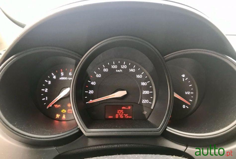 2012' Kia Rio 1.1 Crdi photo #4