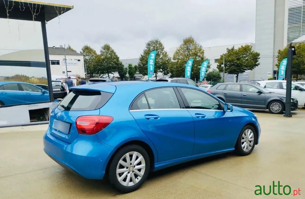 2017' Mercedes-Benz Classe A D photo #5