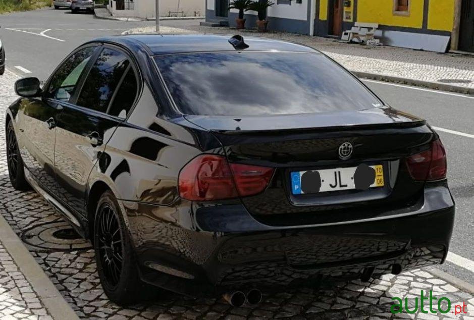 2010' BMW 320 D Navigation photo #1