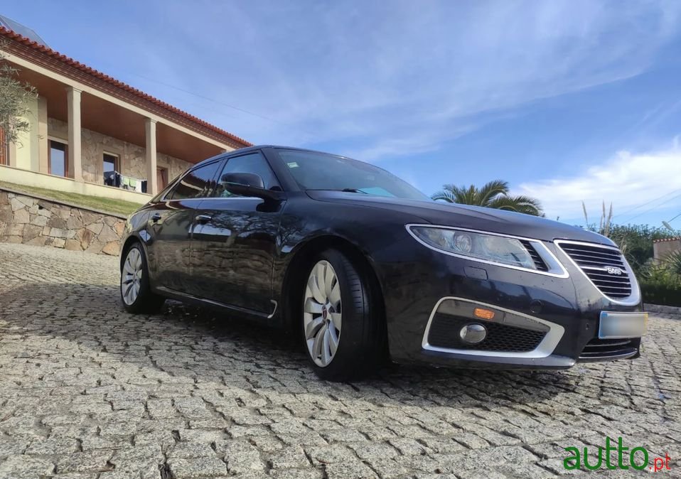 2011' Saab 9-5 photo #3