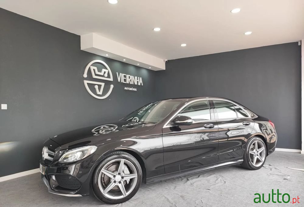 2014' Mercedes-Benz Classe C photo #4