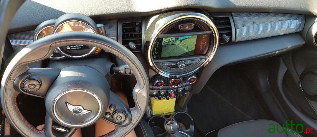 2016' MINI Cooper photo #1