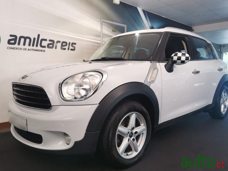 2013' MINI Countryman One D photo #2