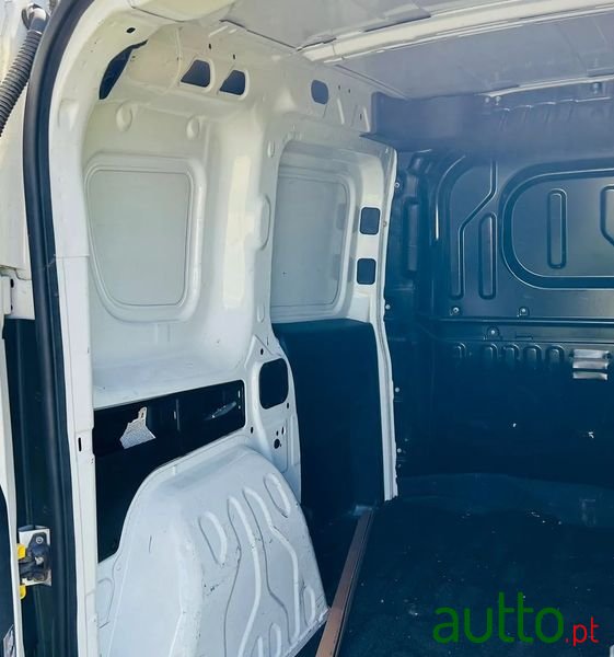 2014' Fiat Doblo photo #5