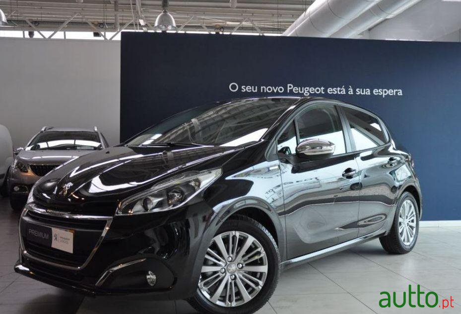 2017' Peugeot 208 photo #1