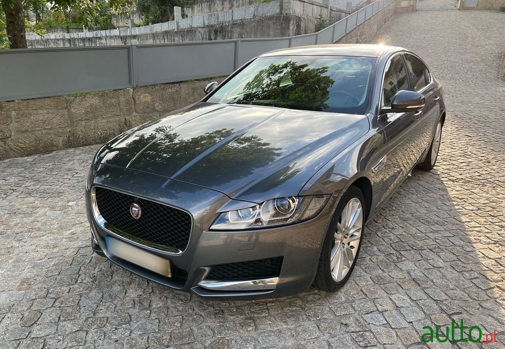 2018' Jaguar XF 2.0 D Prestige photo #1