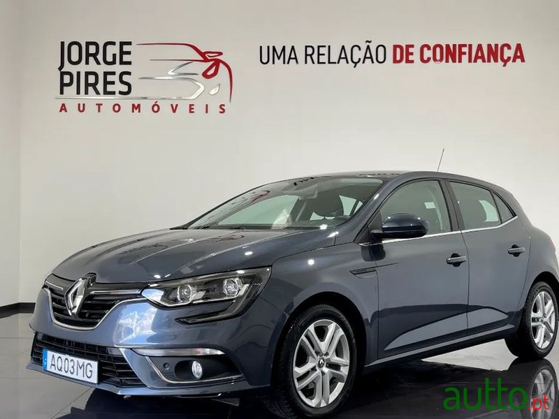 2016' Renault Megane photo #1