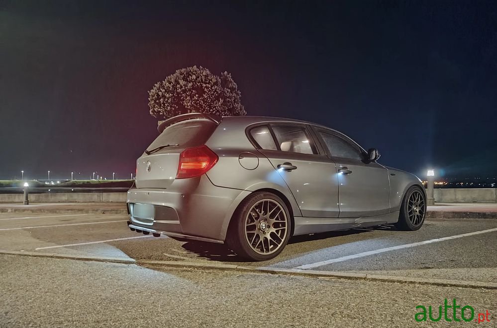 2009' BMW Série 1 D photo #4