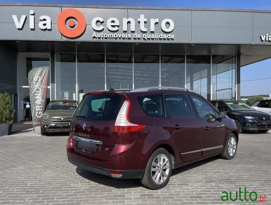 2013' Renault Grand Scenic photo #4