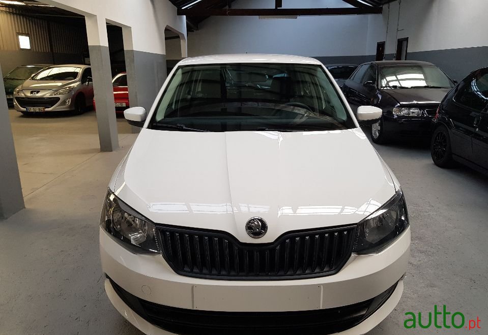 2016' Skoda Fabia photo #2