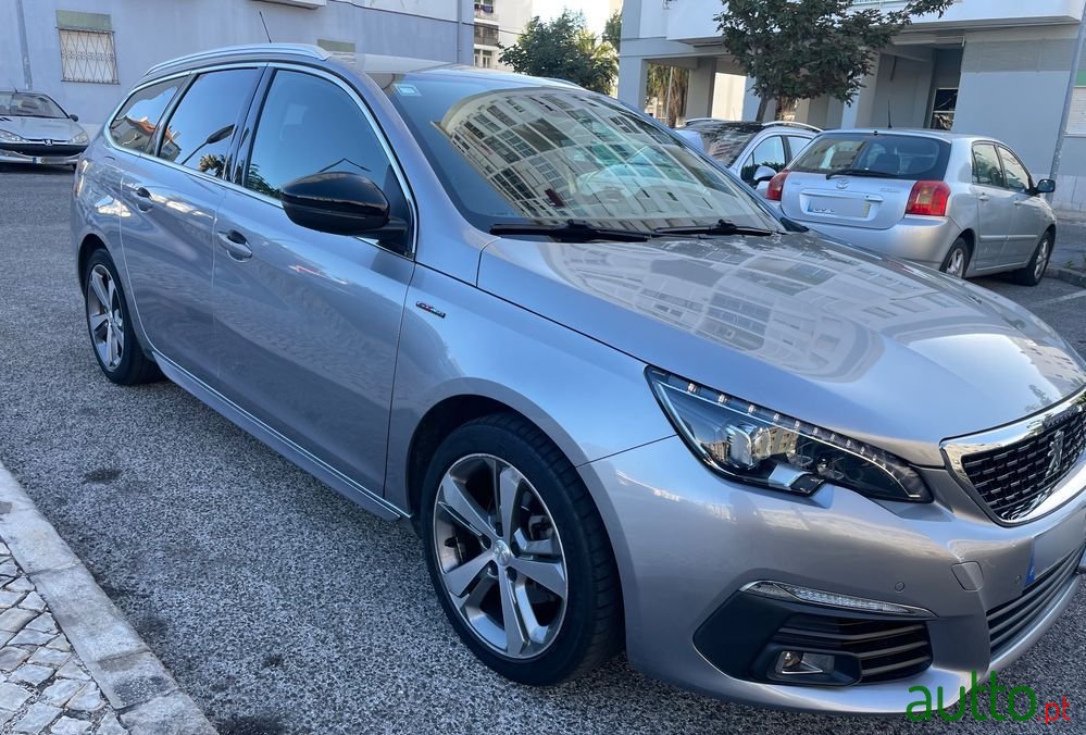 2020' Peugeot 308 photo #4