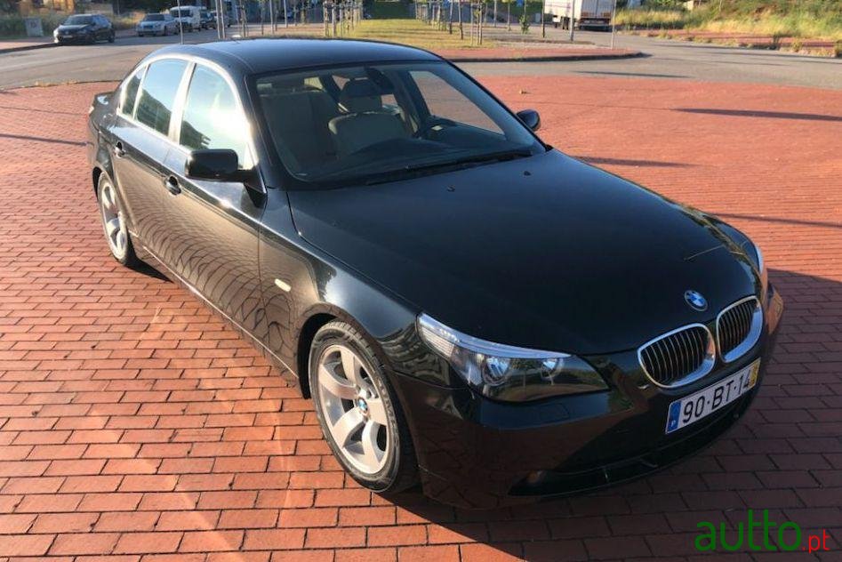 2006' BMW 530 photo #1