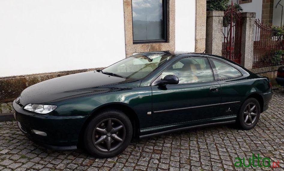 2000' Peugeot 406 Coupé photo #1