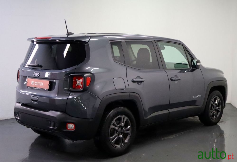 2022' Jeep Renegade 1.6 Mjd Longitude photo #3