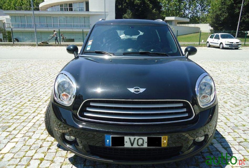 2013' MINI Countryman Cooper D photo #3