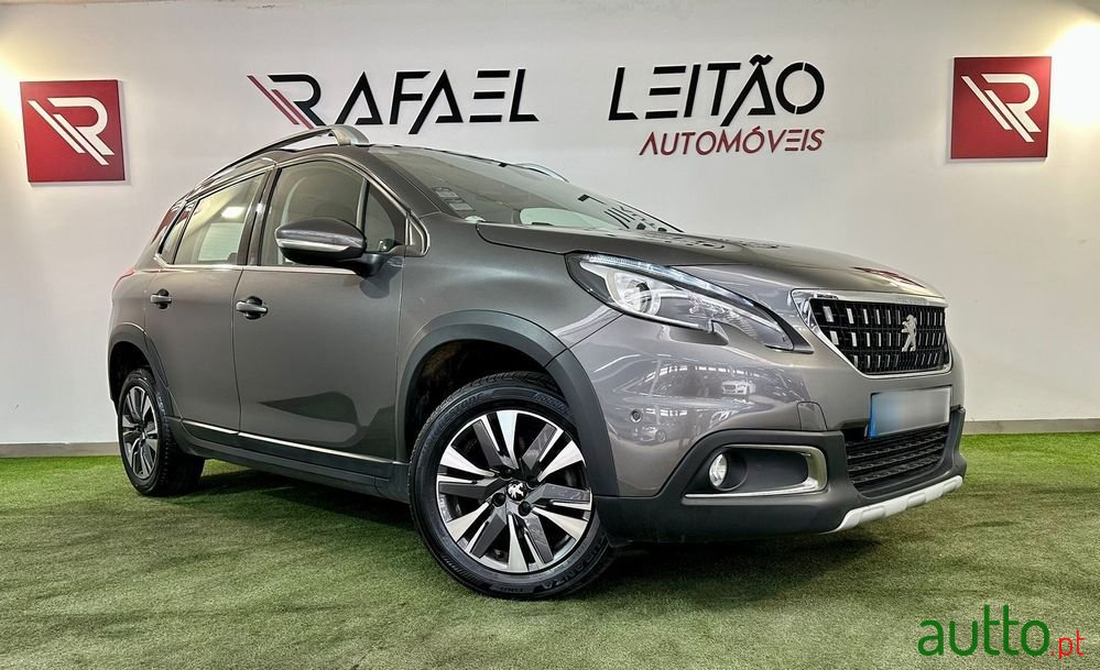 2019' Peugeot 2008 photo #4