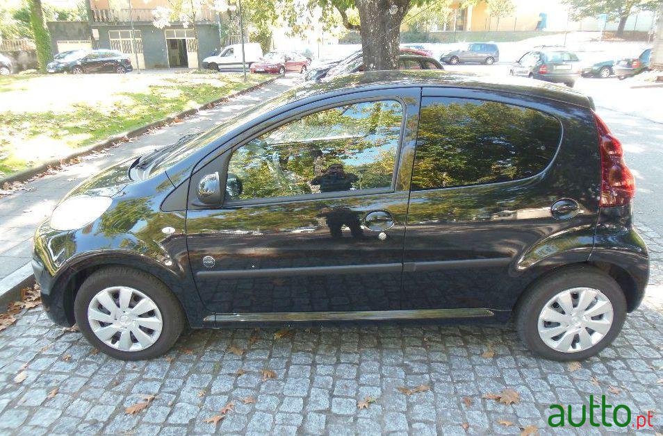 2014' Peugeot 107 Envy photo #1