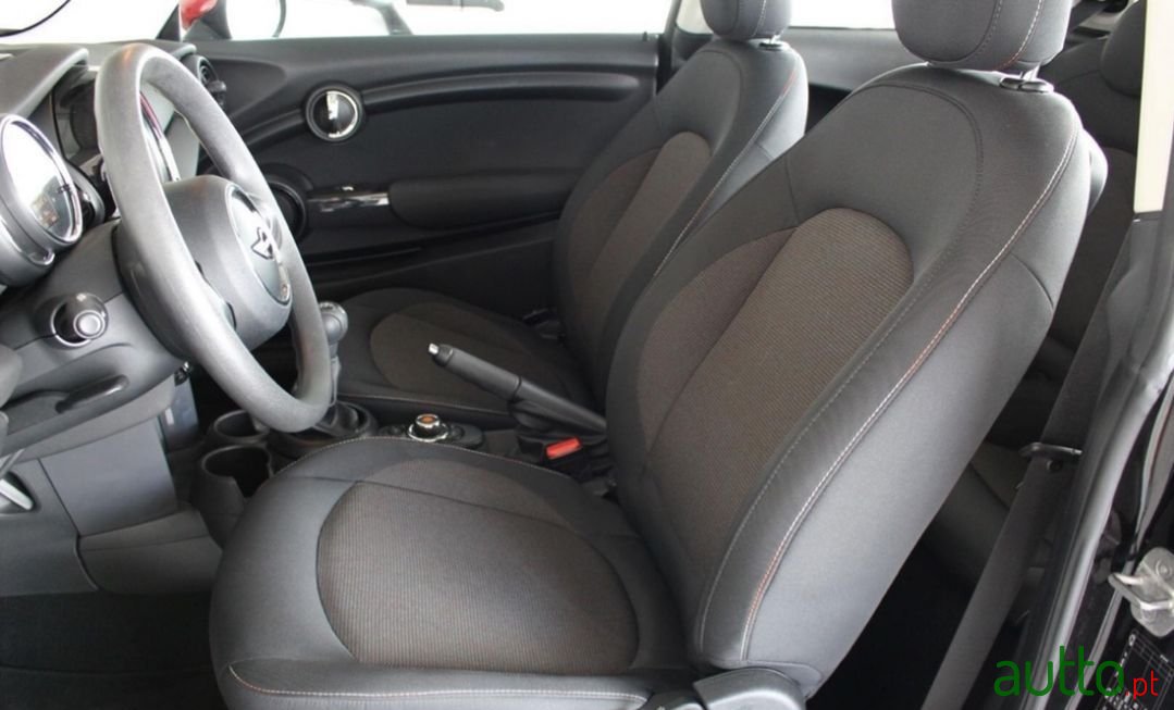 2016' MINI Cooper photo #4