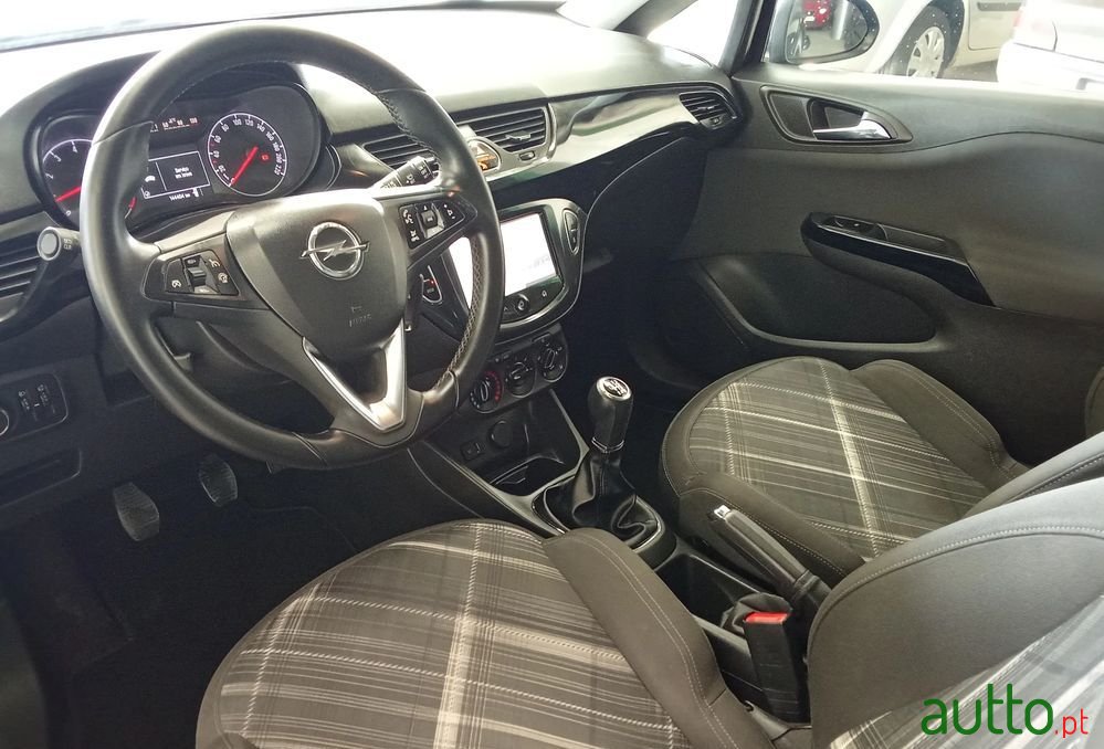 2015' Opel Corsa photo #6