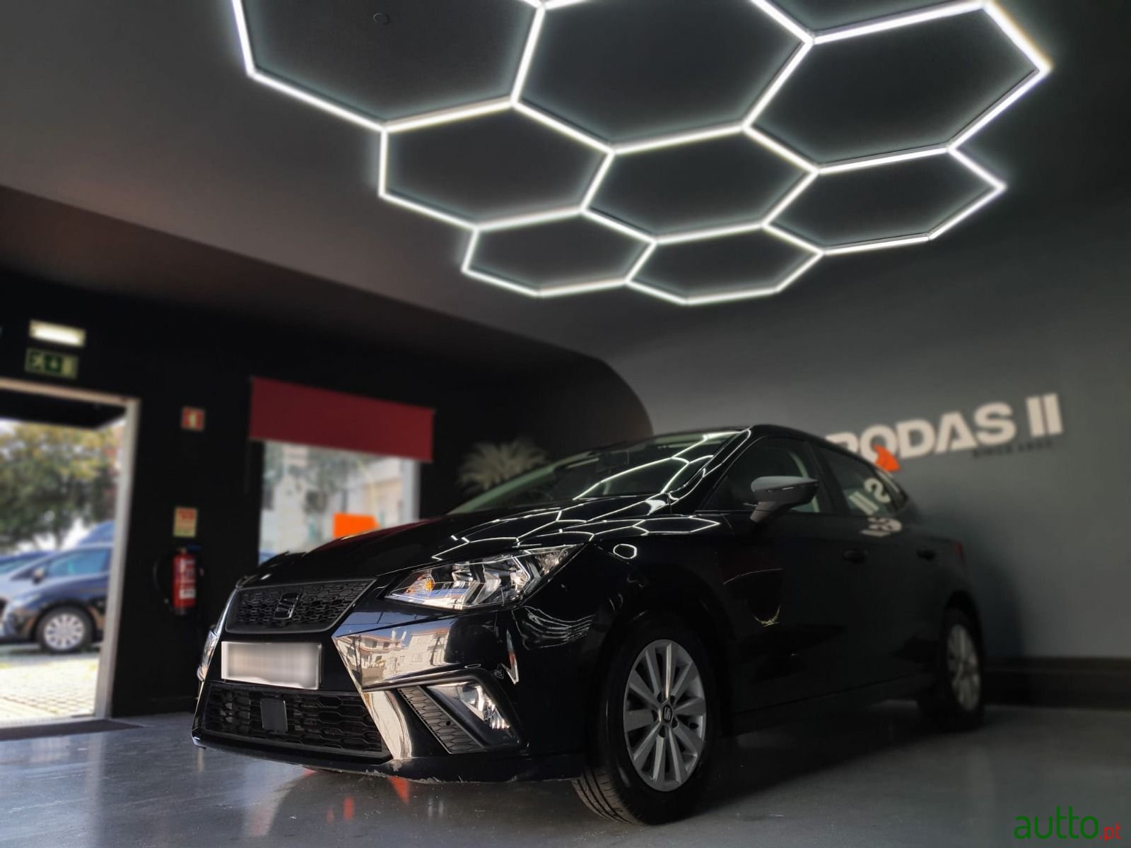 2019' SEAT Ibiza photo #1