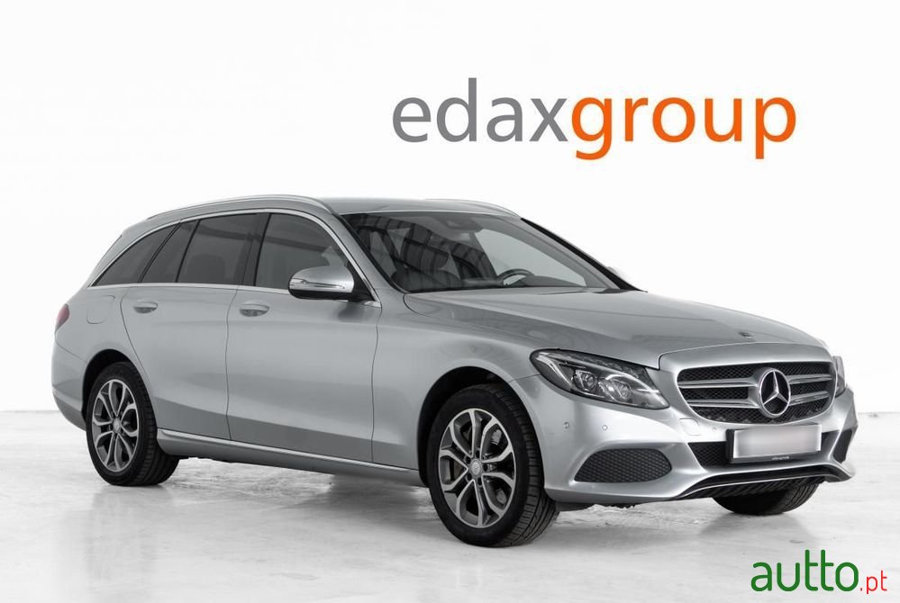 2015' Mercedes-Benz Classe C photo #1