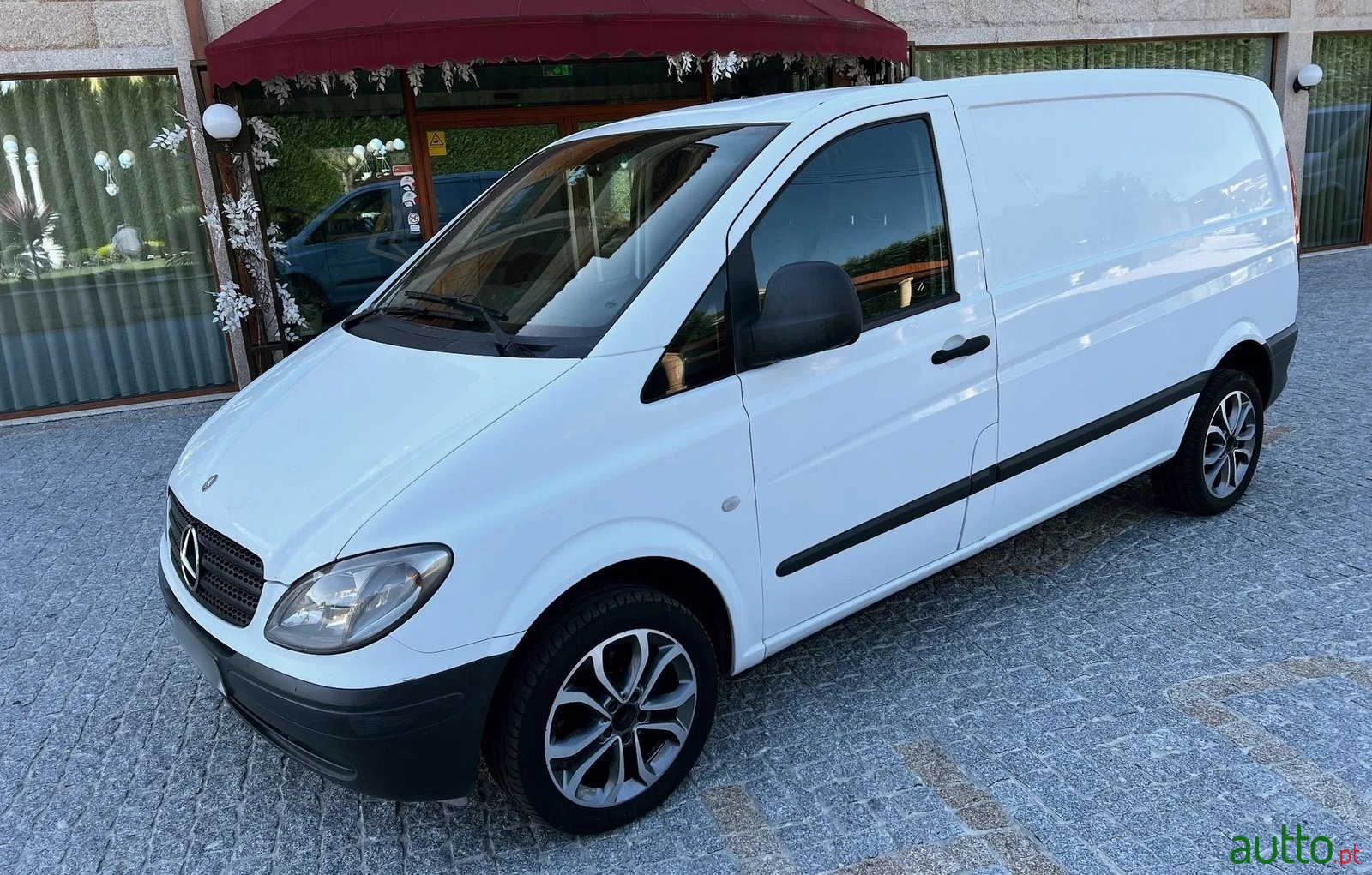 2008' Mercedes-Benz photo #1