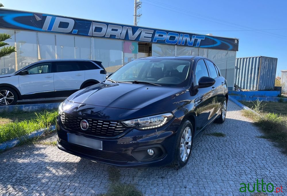 2019' Fiat Tipo photo #2