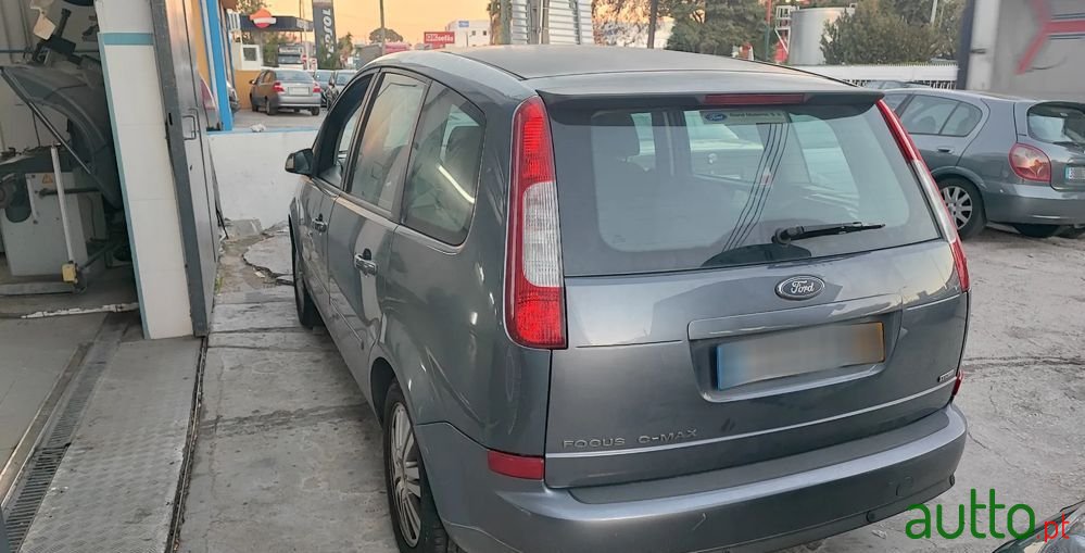 2004' Ford Focus C-MAX 1.6 Tdci Ghia photo #5