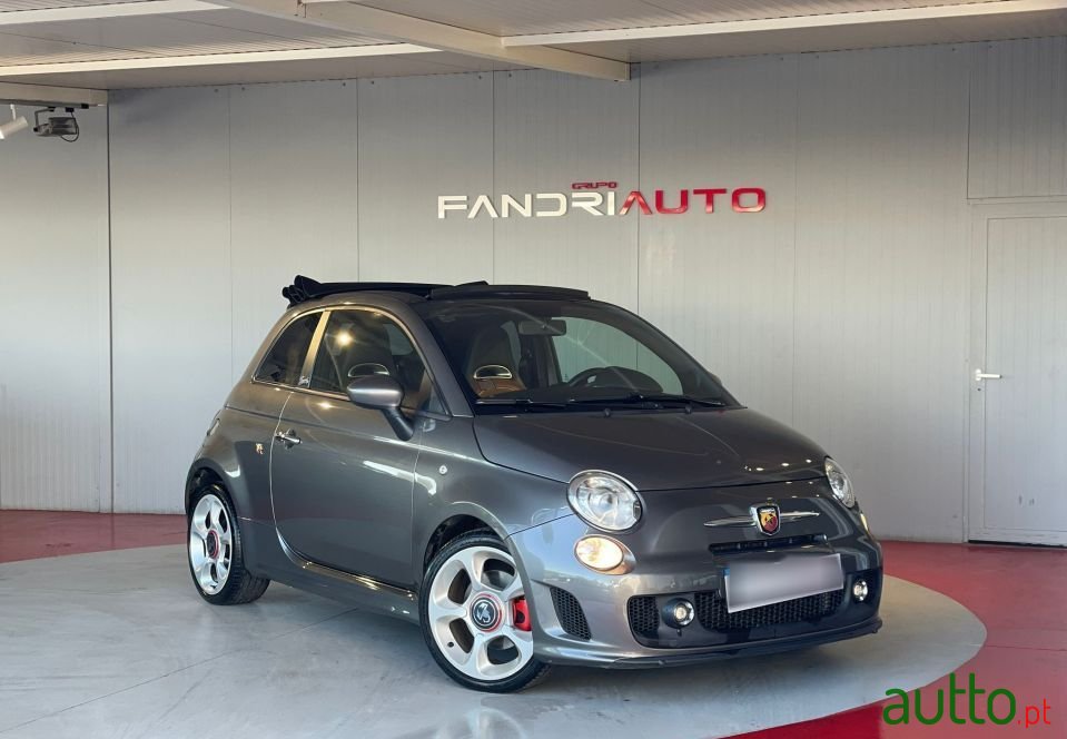 2012' Abarth 500C photo #1