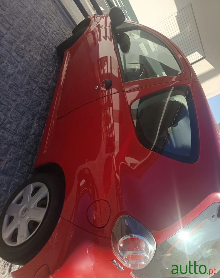2009' Toyota Aygo Team photo #3
