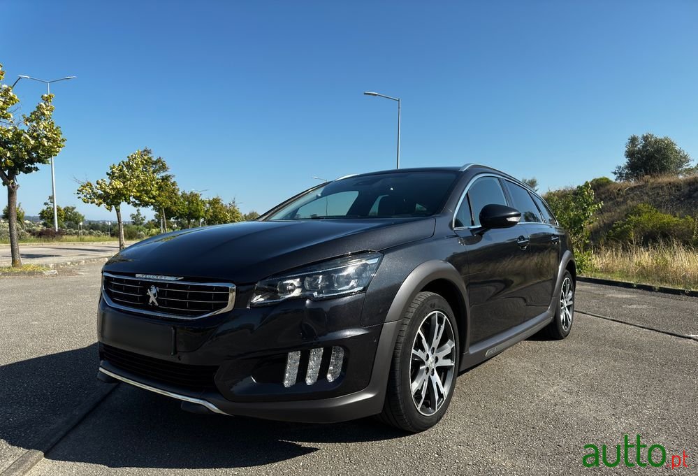 2014' Peugeot 508 RXH photo #1