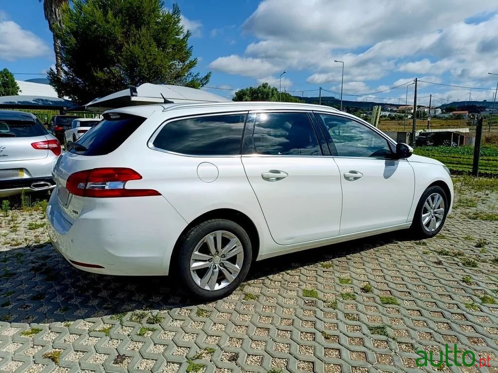 2015' Peugeot 308 Sw photo #4